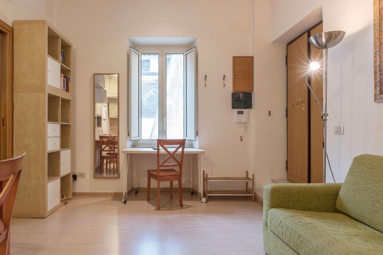 Coronari Central Apartment Rome Buitenkant foto