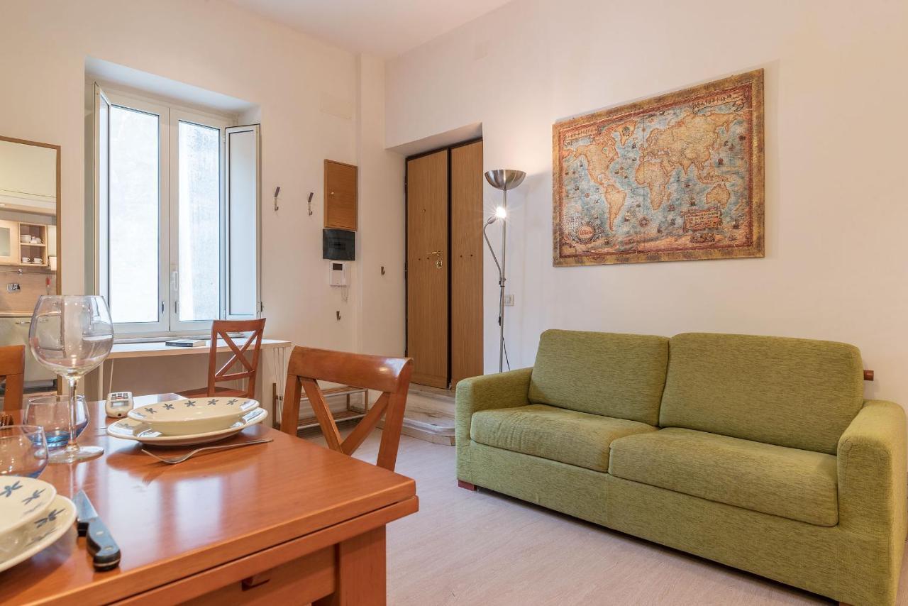 Coronari Central Apartment Rome Buitenkant foto