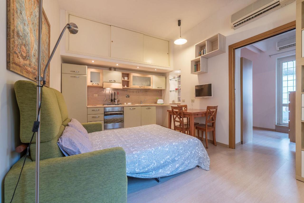 Coronari Central Apartment Rome Buitenkant foto